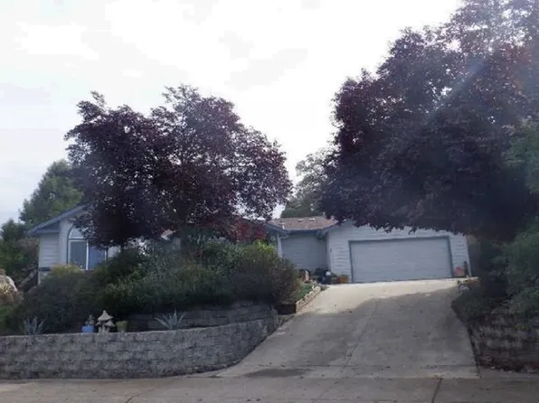 5 Trout Dr, San Andreas, CA 95249