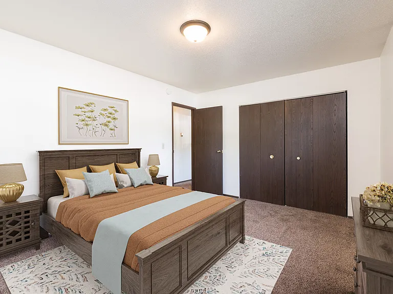 Rosser Apartments — Photo 5