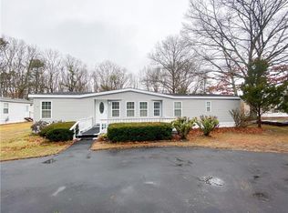 53 Airport Rd, Coventry, RI 02816