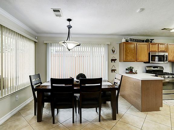 5th image of 10927 Ambergate Dr