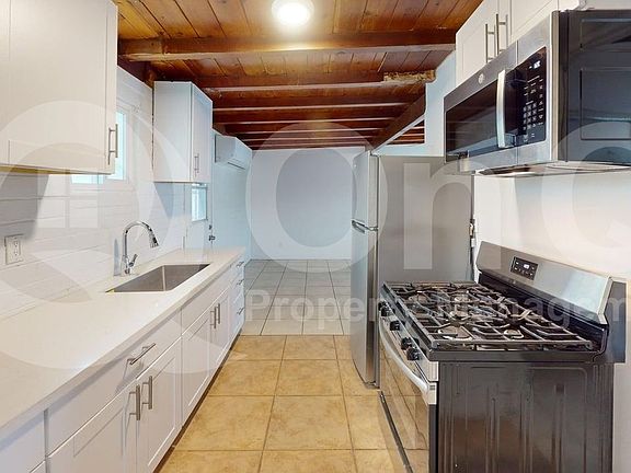 3rd image of 3564 E Kleindale Rd #B