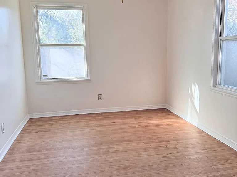 1416 Pine Grove Ave — Photo 11