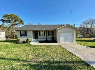402 NE Sharp Ln, Knoxville, TN 37912