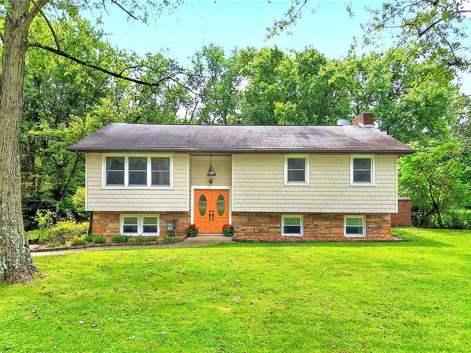 1st image of 7815 Noblestown Rd