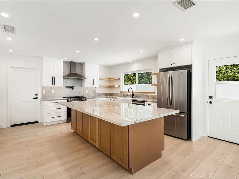 24122 Oro Grande Ln — Photo 7