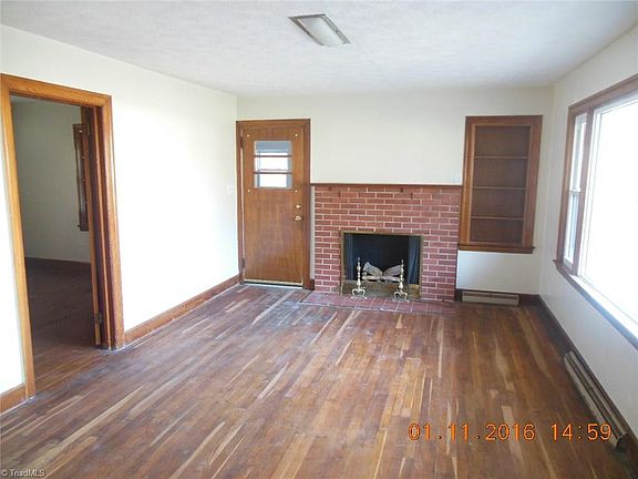 4th image of 256 Hylton St