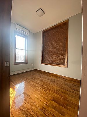 5th image of 388 E 2nd St #22