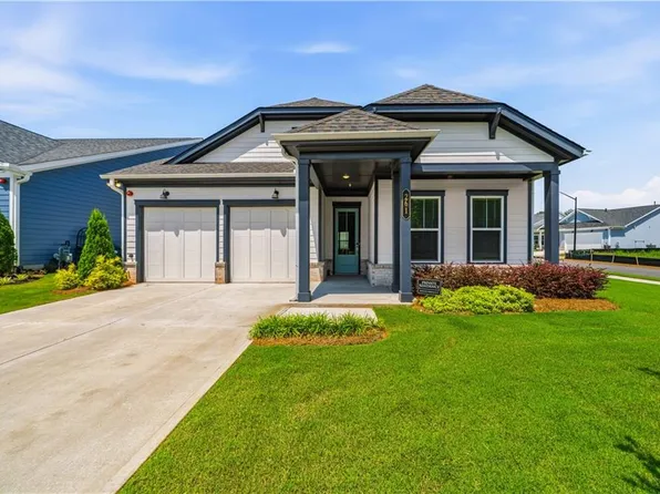 261 Vinca Cir NW, Kennesaw, GA 30144