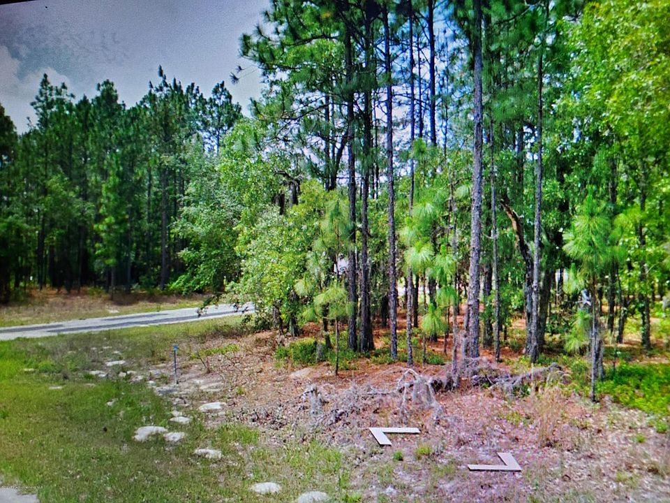 1st image of 1350 W Kenmore Dr