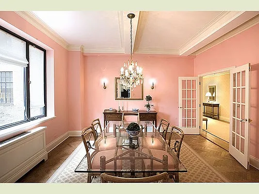 Sold by Stribling | media 18