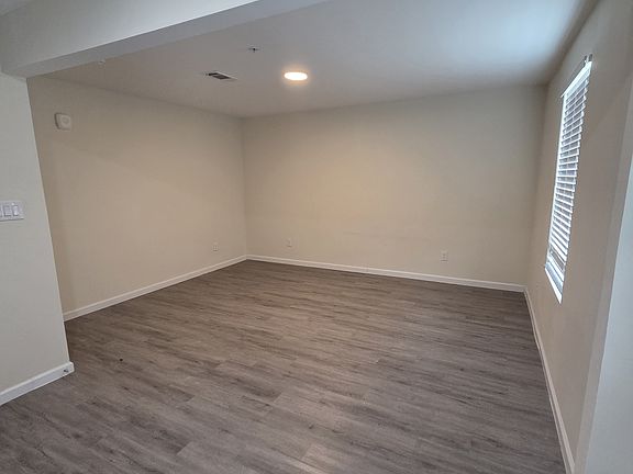4th image of 355 N 18th St Unit 1101