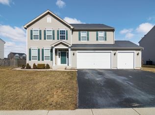 481 Honeysuckle Ln, Yorkville, IL 60560