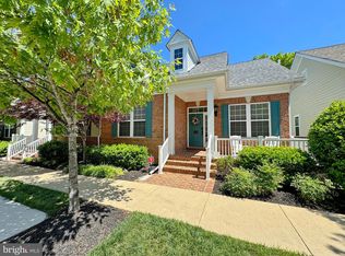 34 Steeplechase Dr, La Plata, MD 20646