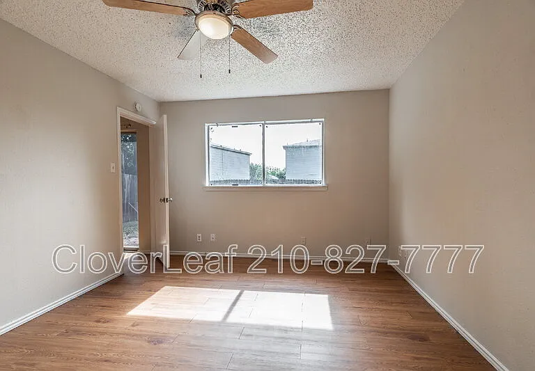 5528 Lochmoor — Photo 15