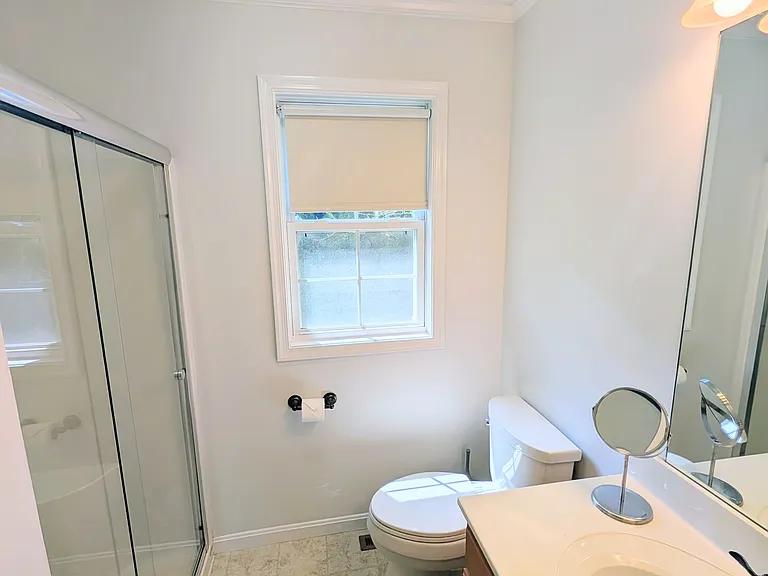 1702 James Ave — Photo 14