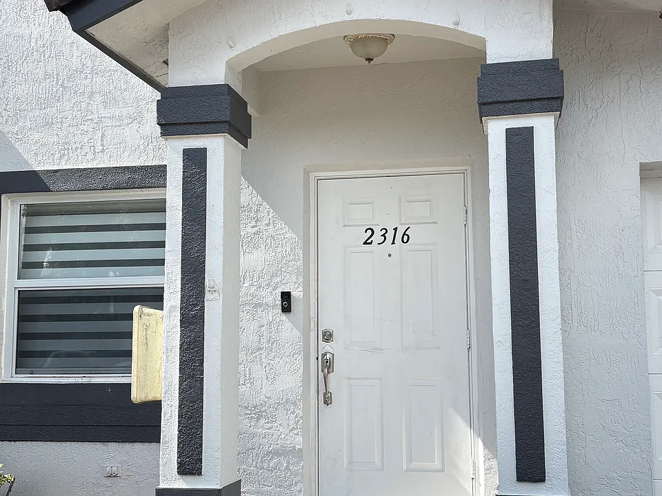 2316 SE 24th Ave