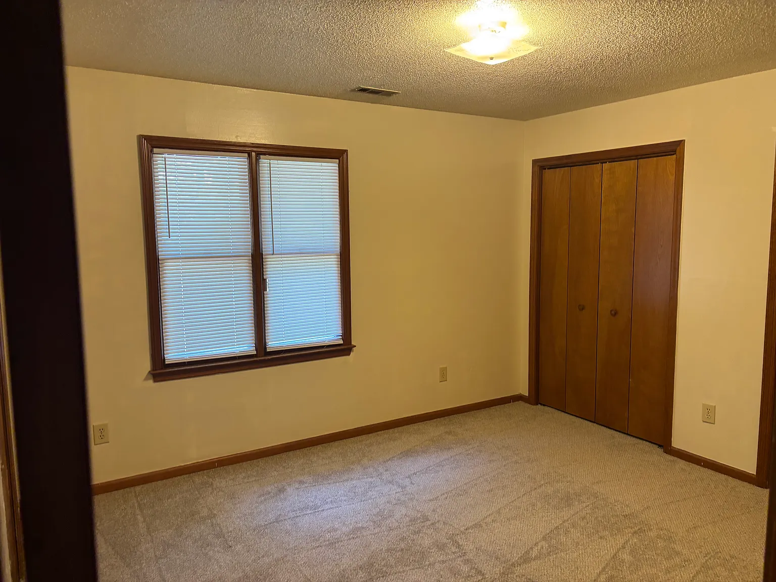 114 Homeplace Ct — Photo 2