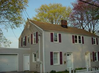 125-127 High Ridge Dr, Bridgeport, CT 06606