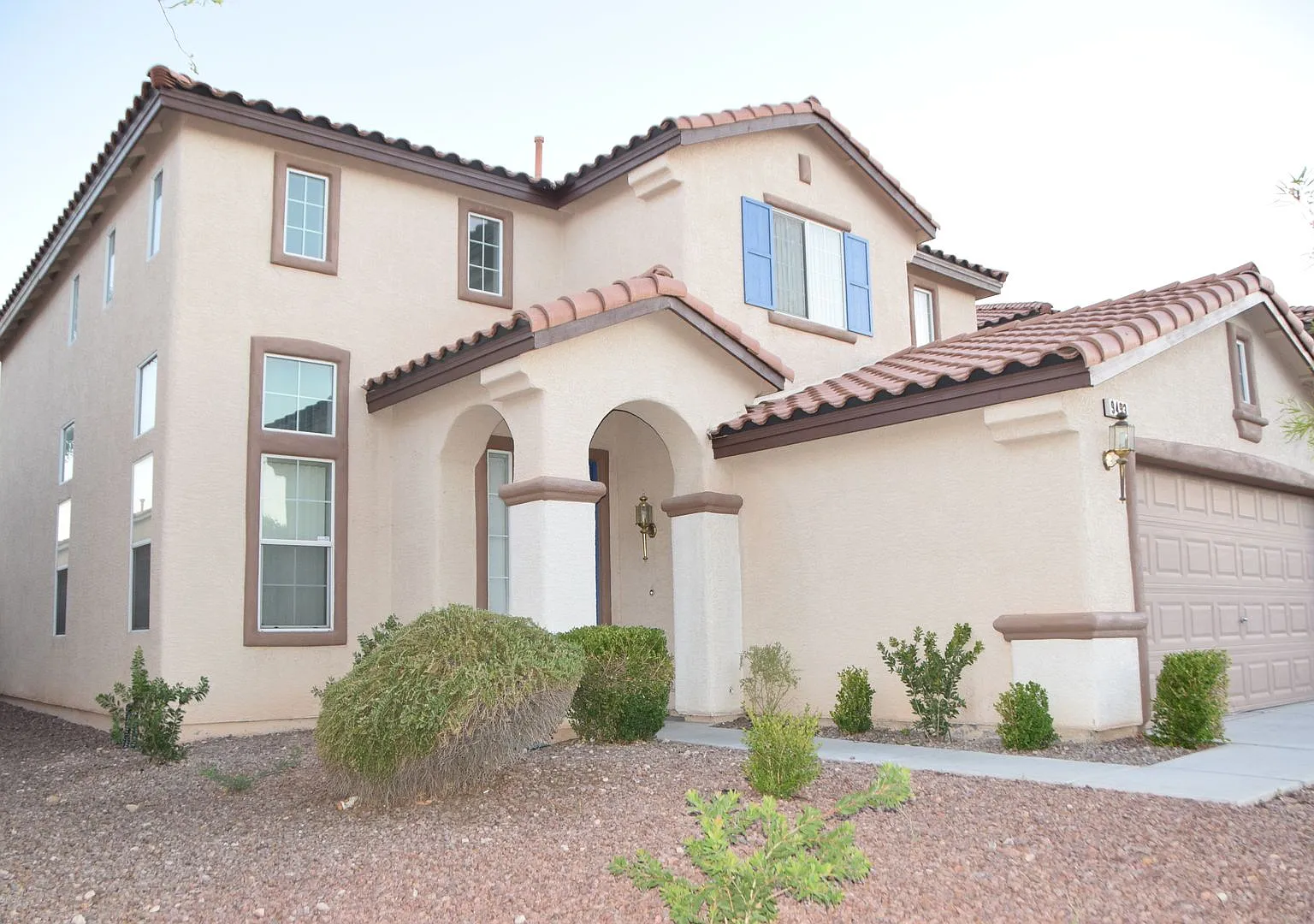 Southwest - Southern Terrace 4 Bedroom Home — Photo 2
