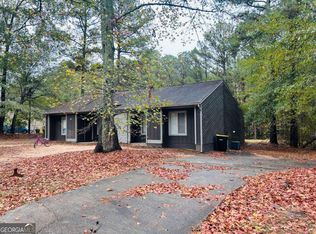 140 Summerwood Dr, Fairburn, GA 30213