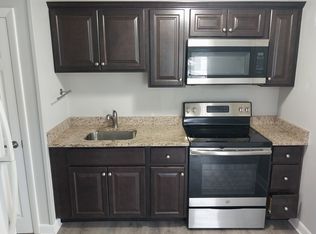 224 Tripp St #2F, Fall River, MA 02724