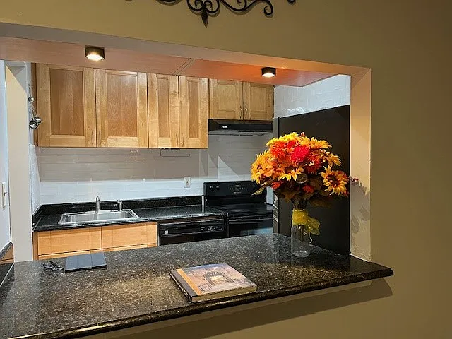 44 Sherman Ave #6G — Photo 6