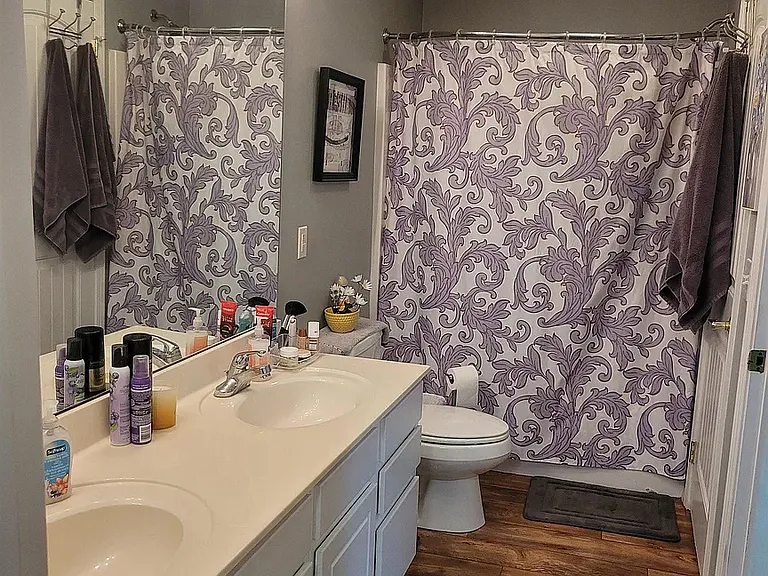 1710 Lambert St — Photo 9