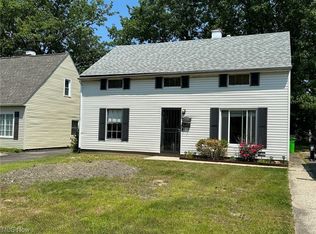 19213 Cherrywood Ln, Warrensville Heights, OH