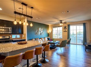 6302 Jackson Spring Rd, Las Vegas, NV 89118