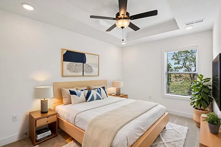 FAIRVIEW CROSSING TOWNHOMES — Photo 4