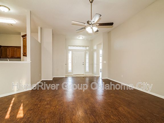 4th image of 3717 Harmony Dr