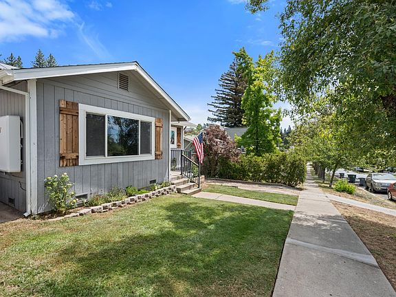 5th image of 145 W Grass Valley St