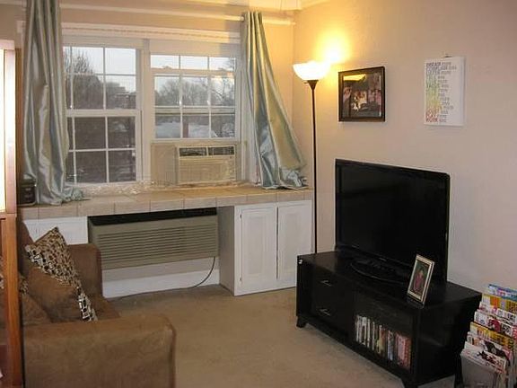 3rd image of 2239 Farrington Ave APT 301