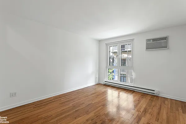 Rented by Brown Harris Stevens | media 5