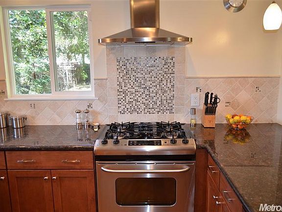 5th image of 8643 Stehlin Ave