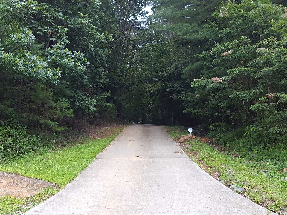 2nd image of 263 Dale Valley Ln
