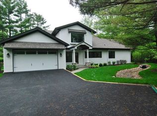 11950 S Hobart St, Palos Park, IL 60464