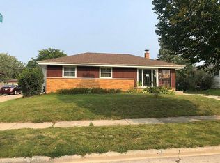 6682 N 81st St, Milwaukee, WI 53223