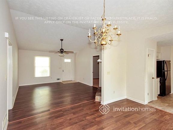 5th image of 2489 Forestdale Dr