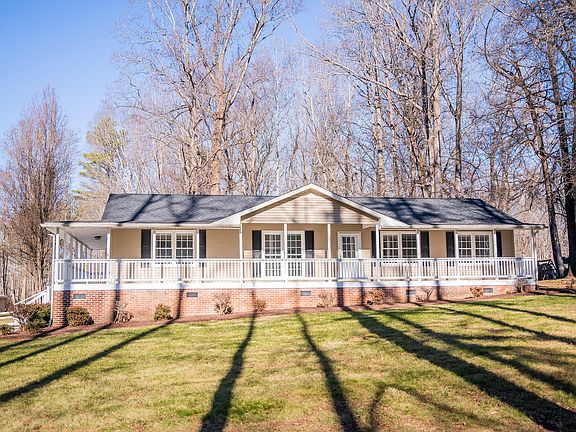 2nd image of 2665 Gela Rd