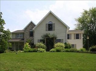 16 Summer Dr, Dillsburg, PA 17019