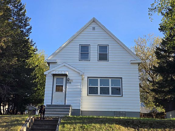 4th image of 1024 Heights St