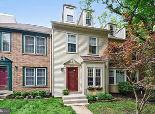 8448 Springfield Oaks Dr, Springfield, VA 22153