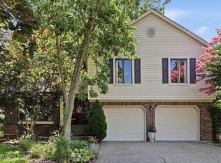 10504 Larkhall Ct, Louisville, KY 40223