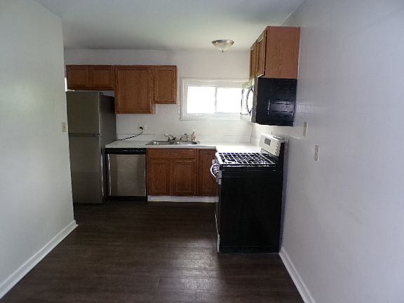 2nd image of 1338 Bluff Ave
