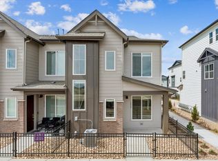 6820 Merseyside Ln, Castle Pines, CO 80108