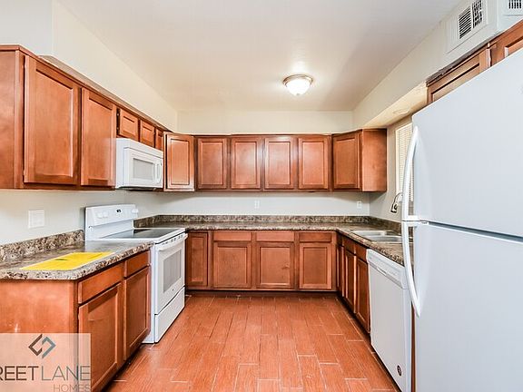 5th image of 615 E 8th Ave