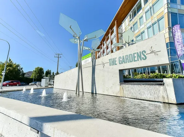 10880 No 5 Rd #412, Richmond, BC V6W 0B3