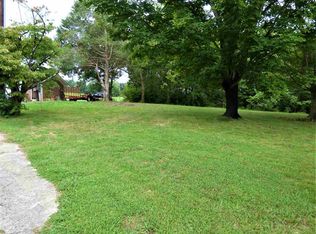1128 Newman Riley Dr, Dandridge, TN 37725