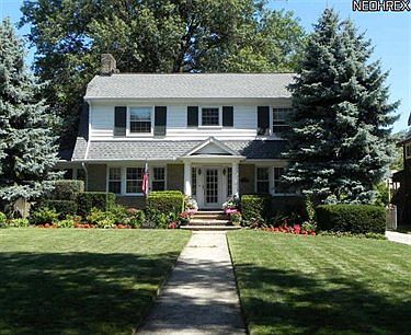 1st image of 10710 Lake Ave